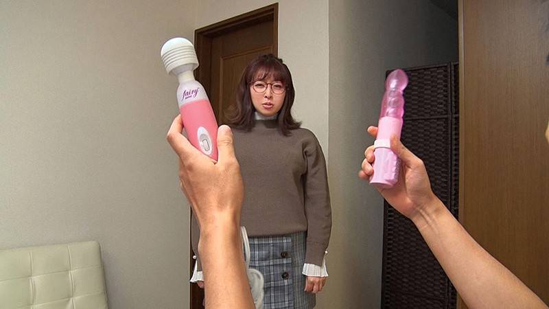ツンデレ妹の爆乳であそぼ 篠崎かんな