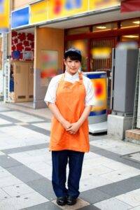 【坂井亜美】バイトちゃんに再登場|色白むっちりでお顔も可愛い!