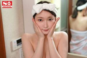 【鷲尾めい】終電逃してJカップ美人店長の家に!誘惑に負けてハメまくる!