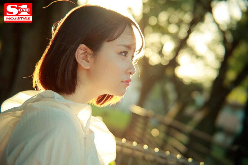 【独占】18才、愛宝すず初絶頂 純白Gカップ性感開発3本番