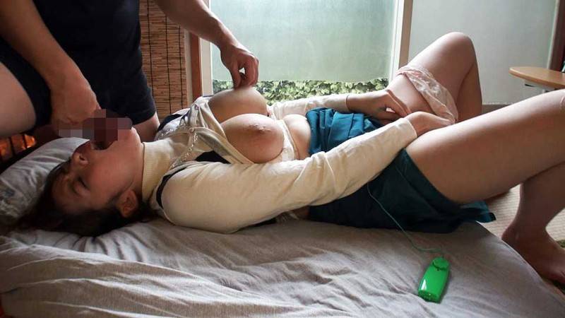 奇跡のIカップ神乳美妻 磯山香帆