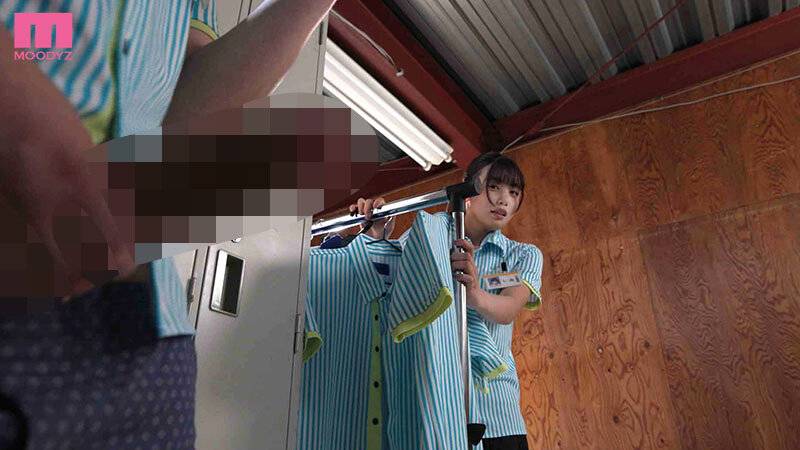 【独占】【先行公開】大嫌いな変態店長のパワハラ乳首こねくりとデカチン生ハメに堕ちた巨乳女子大生バイト不倫 七海那美